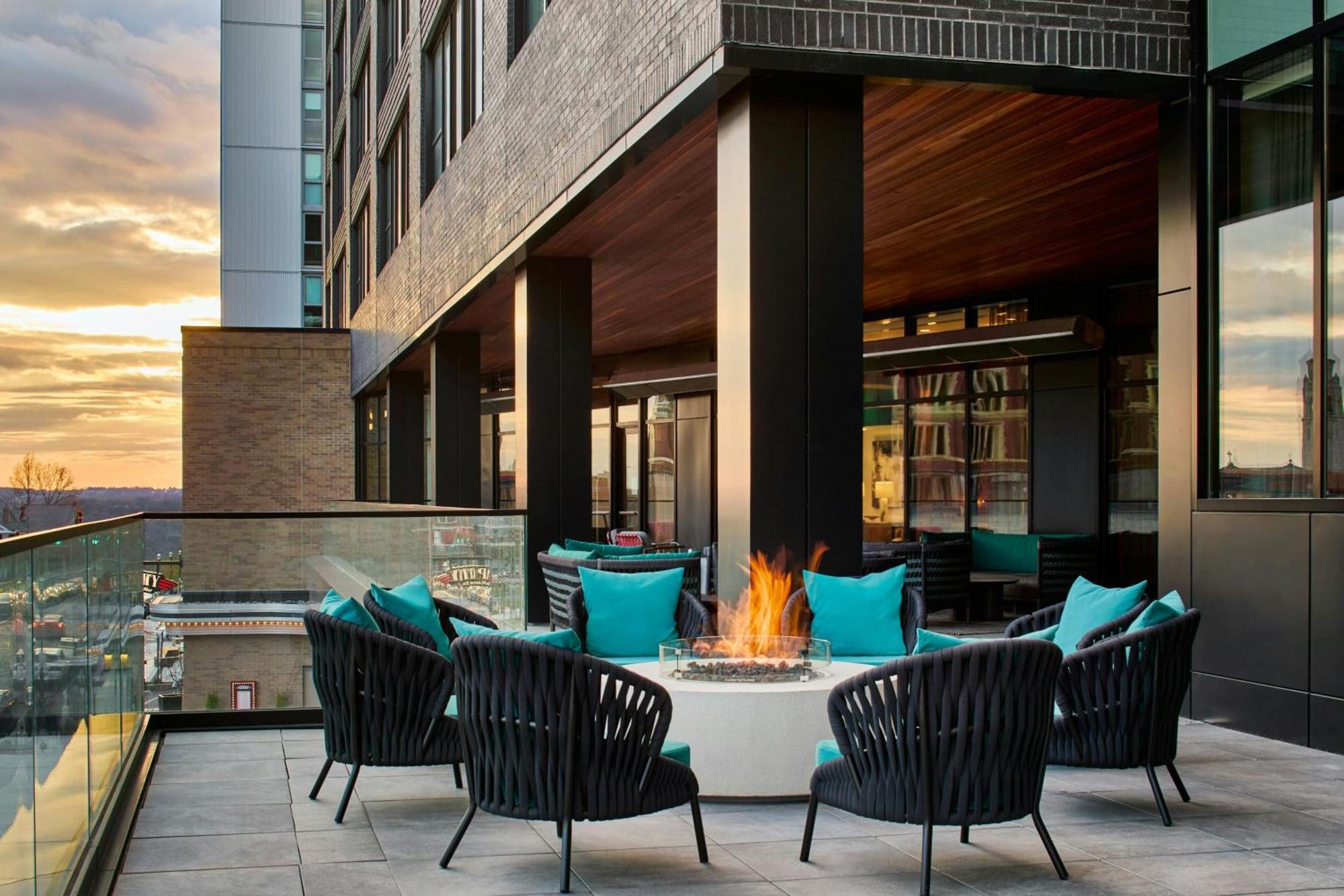 Hotel Celare, Cincinnati Midtown, A Tribute Portfolio Hotel Exterior foto